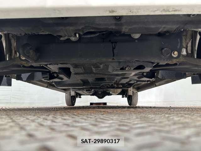 Suzuki EVERY 2018-04 7616481-27