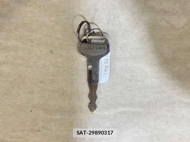 Suzuki EVERY 2018-04 7616481-29