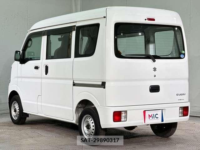 Suzuki EVERY 2018-04 7616481-6