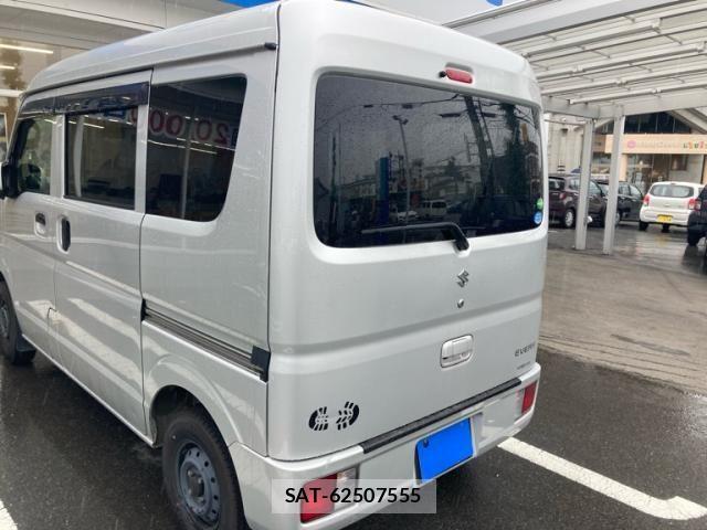 Suzuki EVERY 2019-07 7616488-3