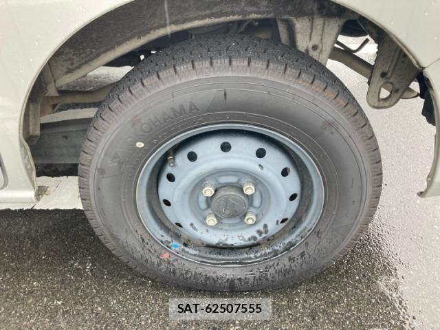 Suzuki EVERY 2019-07 7616488-6