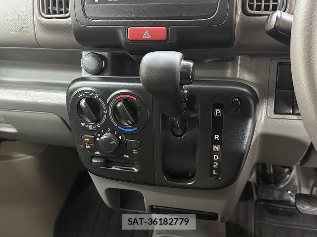 Suzuki EVERY 2017-12 7616479-10