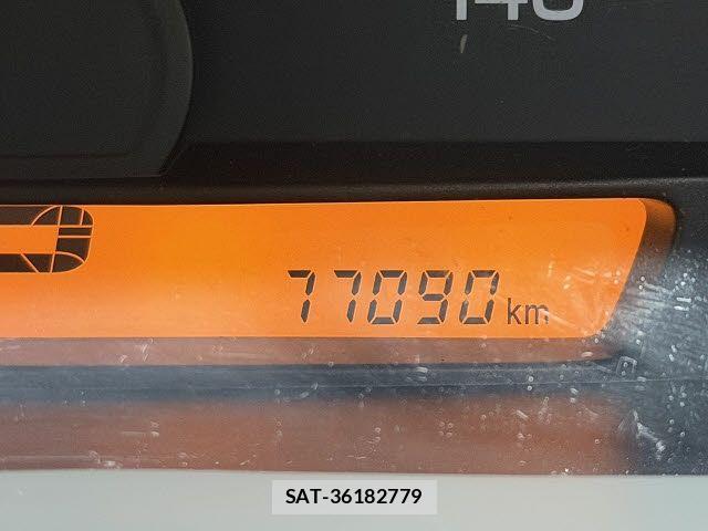 Suzuki EVERY 2017-12 7616479-21