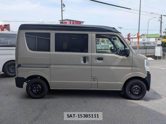 Suzuki EVERY 2017-03 7616476-13