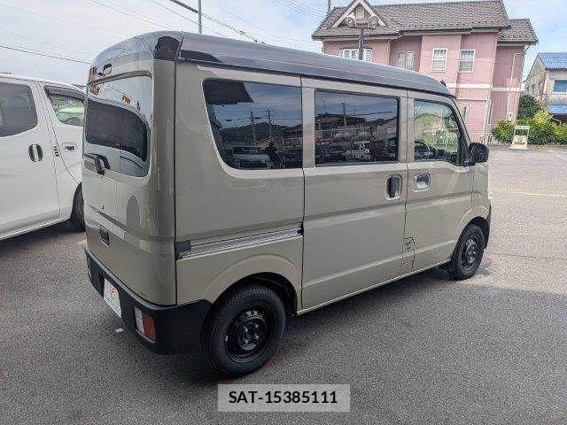 Suzuki EVERY 2017-03 7616476-14