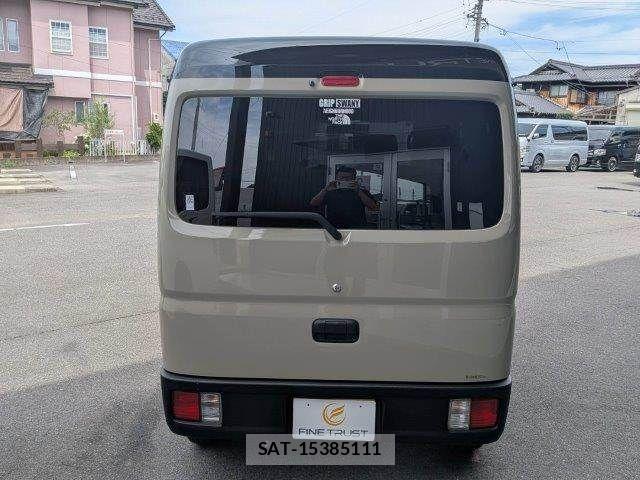 Suzuki EVERY 2017-03 7616476-15