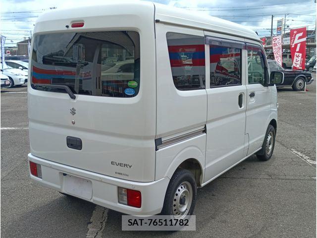 Suzuki EVERY 2020-04 7616482-6