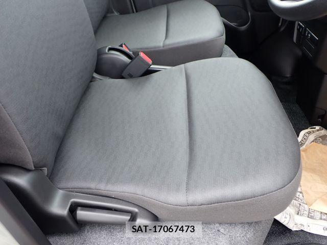 Suzuki EVERY 2026-06 7616474-21