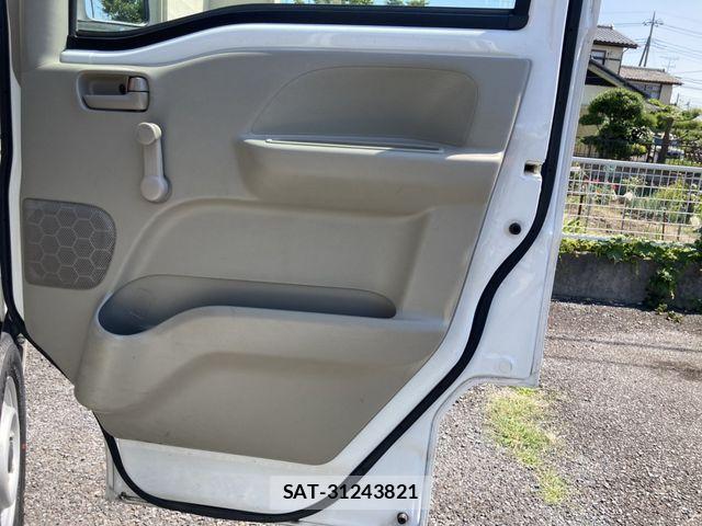 Suzuki EVERY 2019-11 7616483-17