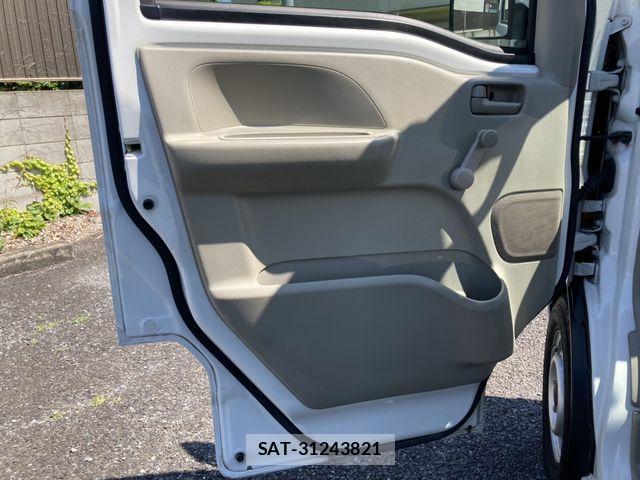 Suzuki EVERY 2019-11 7616483-18