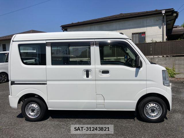 Suzuki EVERY 2019-11 7616483-4