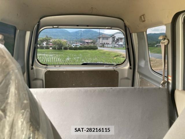 Suzuki EVERY 2008-11 7616490-17