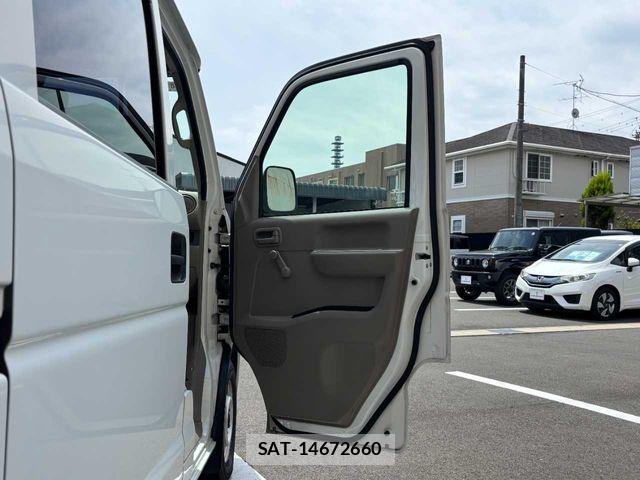Suzuki EVERY 2014-06 7616487-11