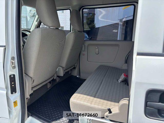 Suzuki EVERY 2014-06 7616487-15
