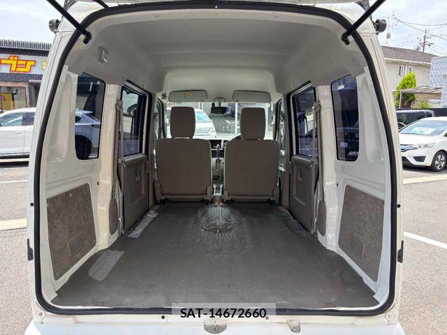 Suzuki EVERY 2014-06 7616487-17