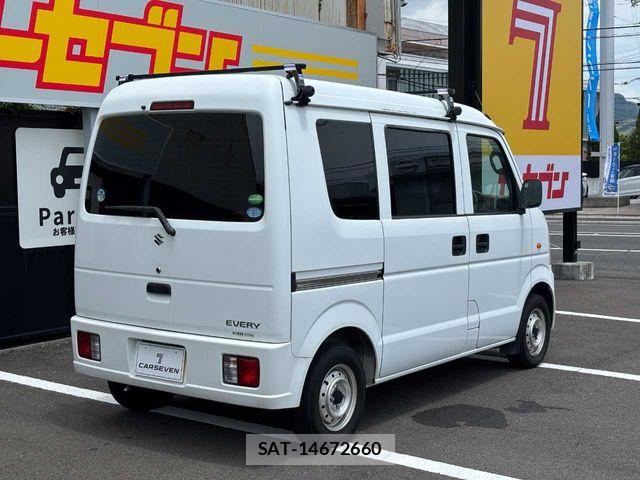 Suzuki EVERY 2014-06 7616487-22