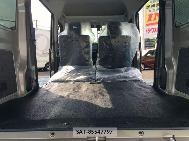 Suzuki EVERY 2026-06 7723181-17