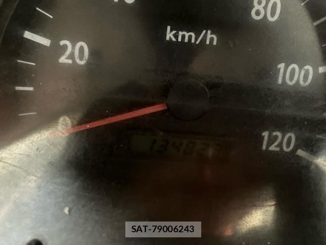 Suzuki EVERY 2011-01 7723213-18