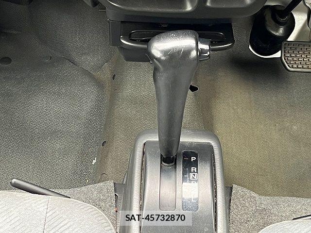 Suzuki EVERY 2004-11 7723212-19
