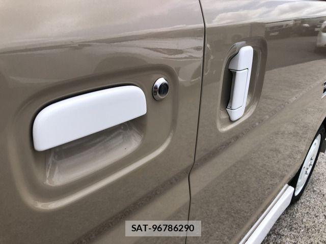 Suzuki EVERY 2021-07 7723189-13