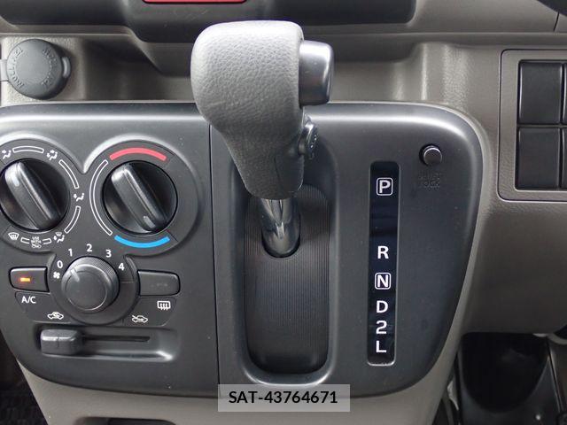 Suzuki EVERY 2022-04 7723196-10