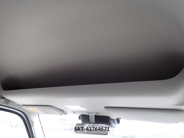Suzuki EVERY 2022-04 7723196-12