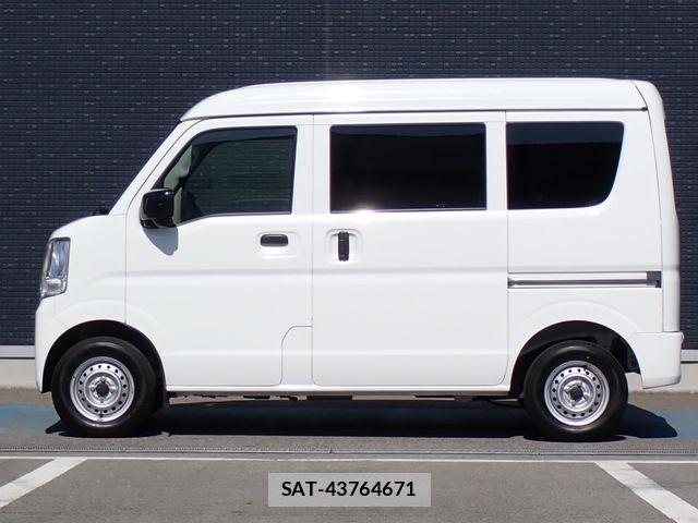Suzuki EVERY 2022-04 7723196-19