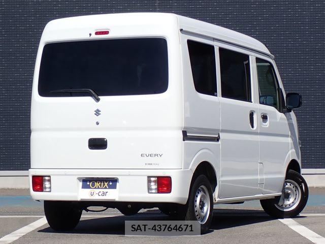 Suzuki EVERY 2022-04 7723196-2