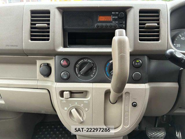 Suzuki EVERY 2010-04 7723205-3