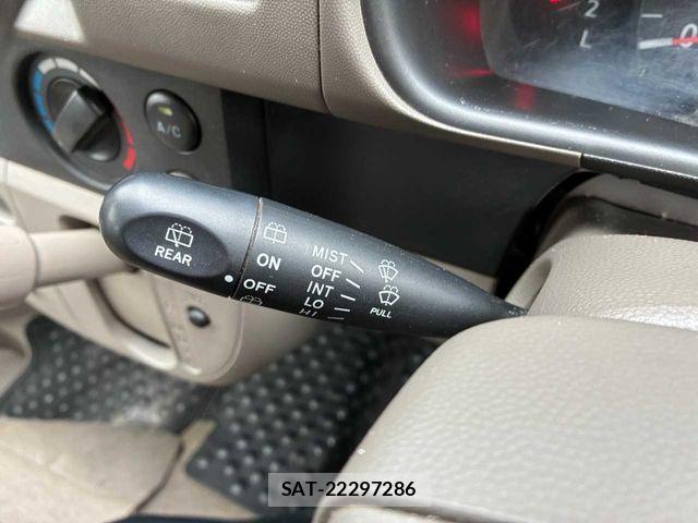 Suzuki EVERY 2010-04 7723205-6