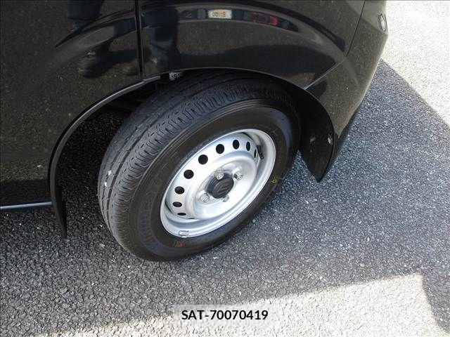 Suzuki EVERY 2018-02 7723197-16