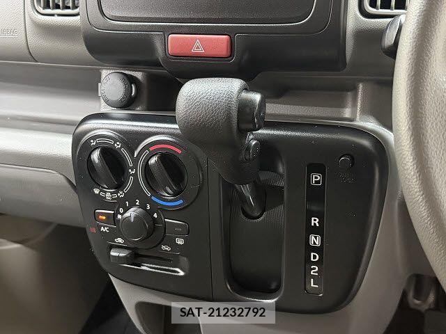 Suzuki EVERY 2019-09 7723193-9