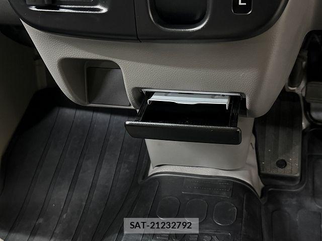Suzuki EVERY 2019-09 7723193-10