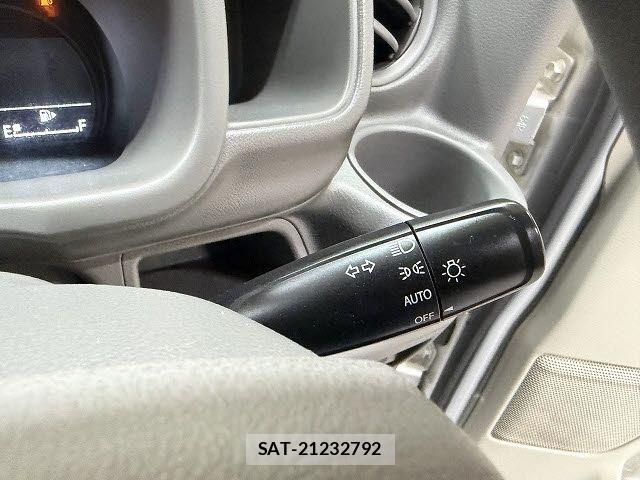 Suzuki EVERY 2019-09 7723193-12