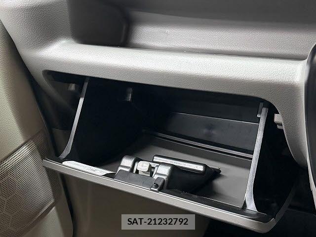 Suzuki EVERY 2019-09 7723193-20