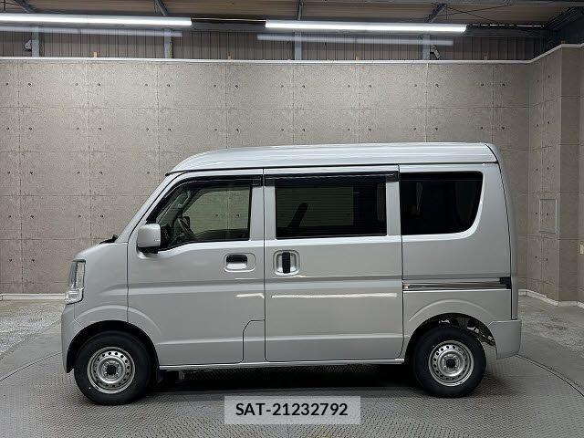 Suzuki EVERY 2019-09 7723193-7