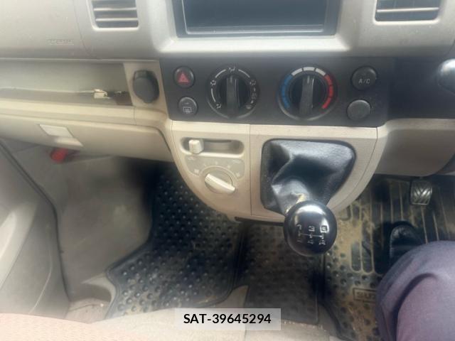Suzuki EVERY 2008-06 7723220-15