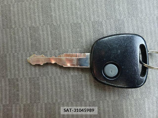 Suzuki EVERY 2022-04 7723195-9