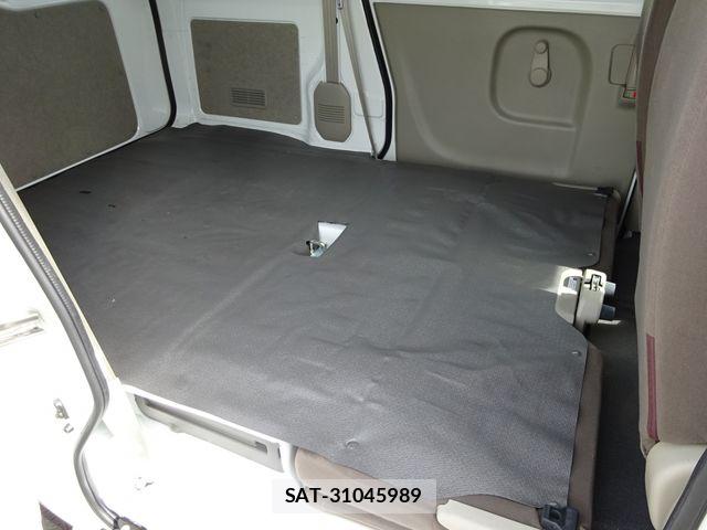 Suzuki EVERY 2022-04 7723195-20