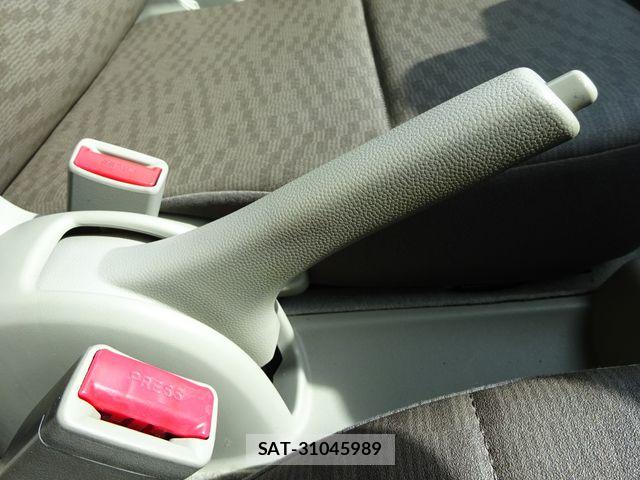 Suzuki EVERY 2022-04 7723195-21