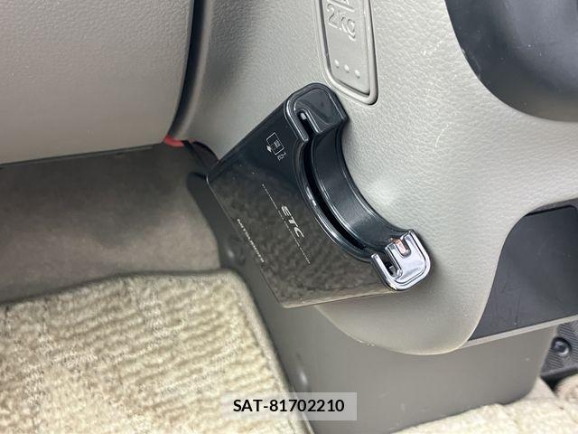 Suzuki EVERY 2015-10 7723171-15