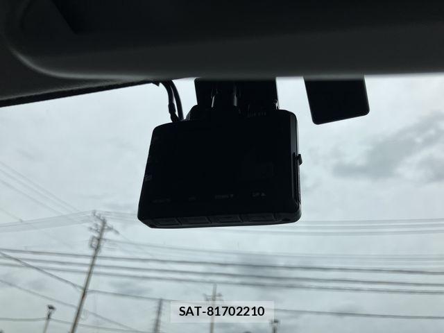 Suzuki EVERY 2015-10 7723171-16