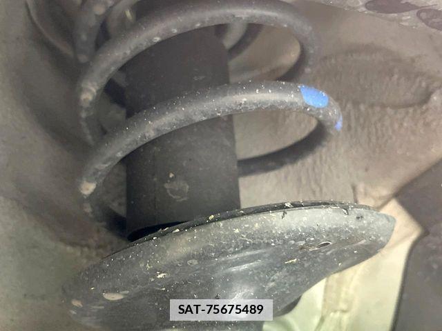 Suzuki EVERY 2025-05 7723184-17