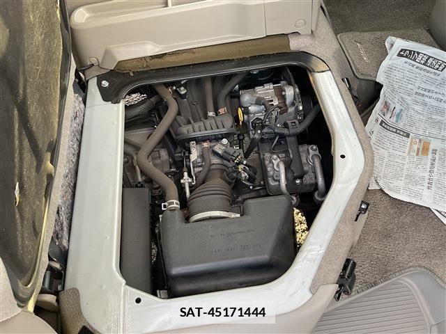 Suzuki EVERY 2014-09 7723204-16