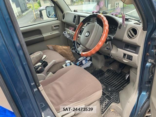 Suzuki EVERY 2006-10 7723217-13