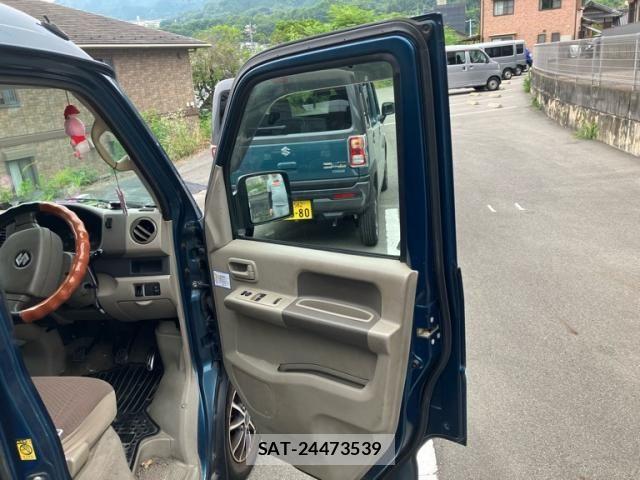 Suzuki EVERY 2006-10 7723217-14