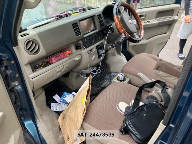 Suzuki EVERY 2006-10 7723217-15