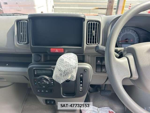 Suzuki EVERY 2025-08 7723180-15