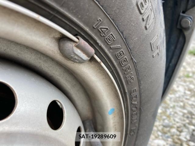 Suzuki EVERY 2019-01 7784781-10