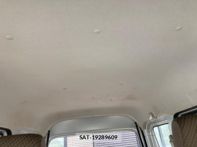 Suzuki EVERY 2019-01 7784781-18